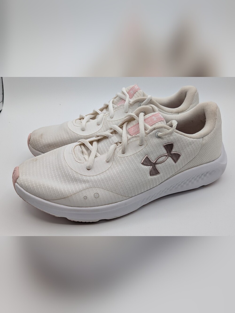 UA - Under Armour Women's Charged Pursuit 3 Running Shoes Sz 9.5